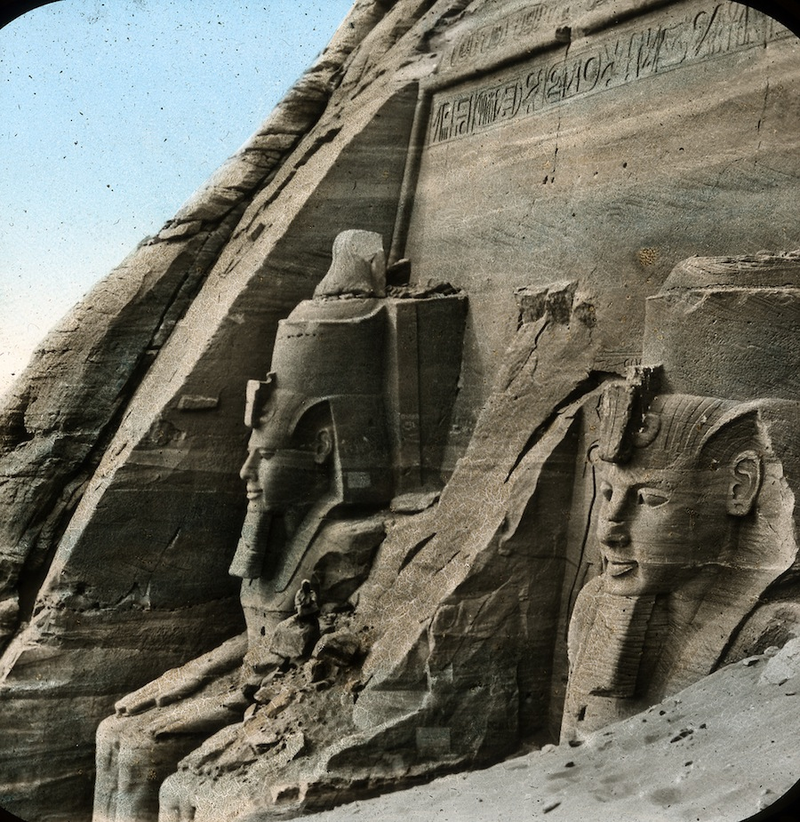 Illustration for article titled Amazing Hand-Tinted Photos of Egypt from the late 19th century